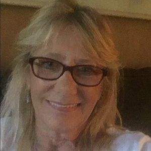 Meet your Posher, Theresa